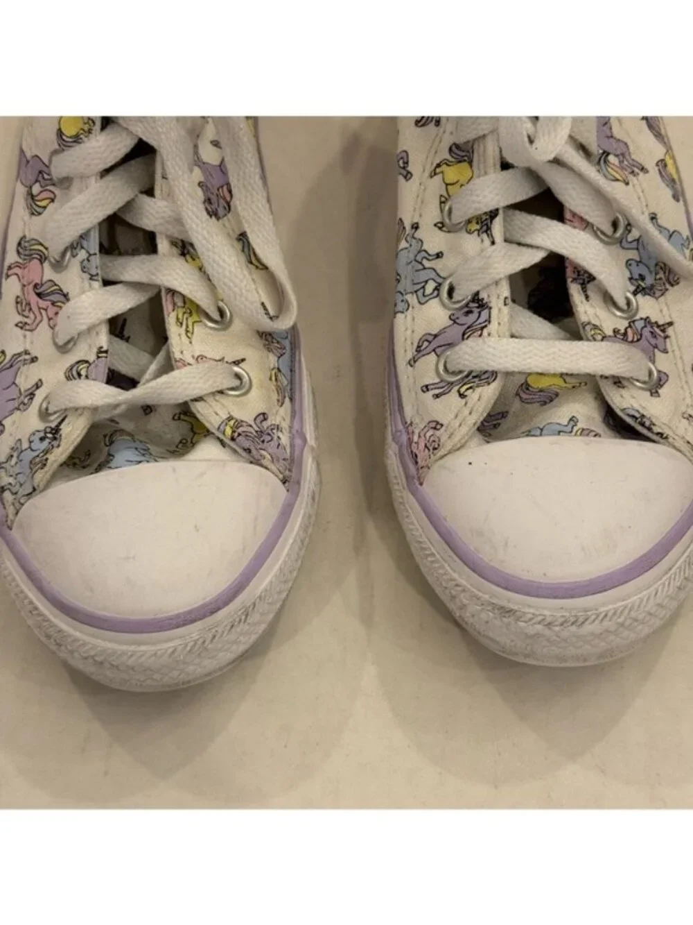 Converse Chuck Taylor All Star Youth High Top Sneakers Size 3 Unicorn Print